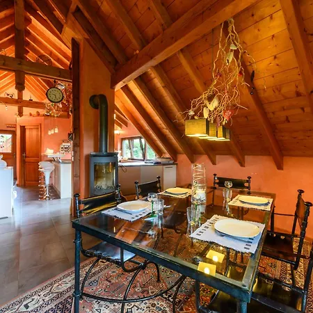 Apartment Lodjadis *