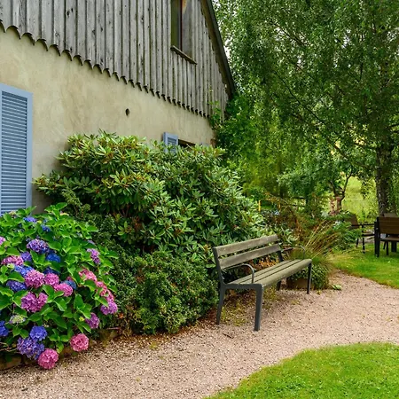 Apartment Lodjadis *